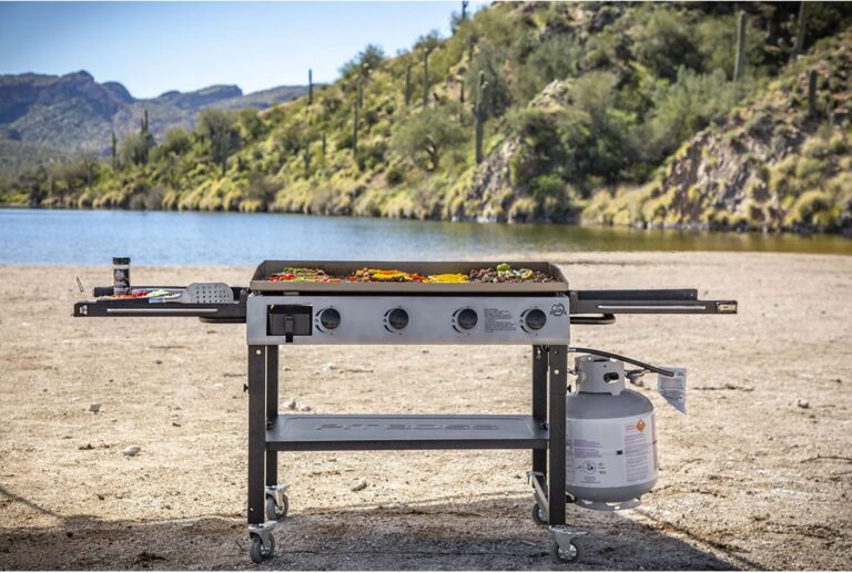 Pit Boss 757GD 4 Burner Portable Outdoor Griddle Deluxe